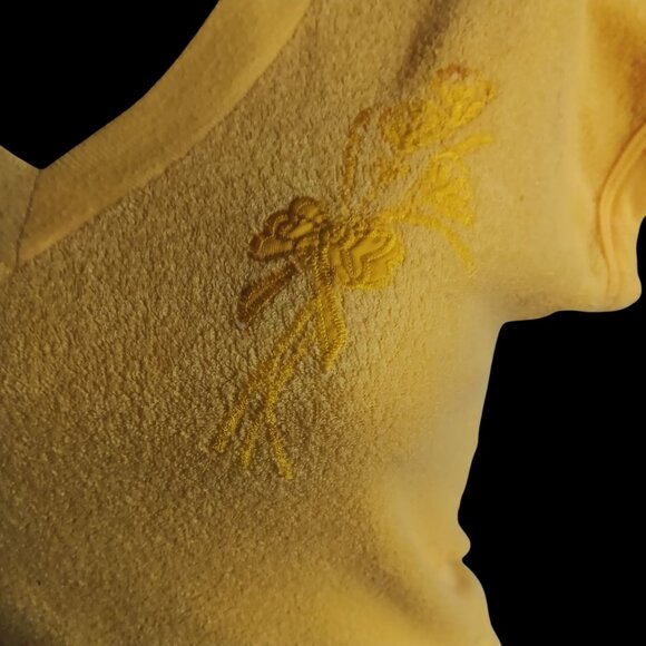 Vintage Women's Medium Top Celeste Yellow V-Neck Terry Cloth Mom Embroidered 80s - Picture 2 of 6